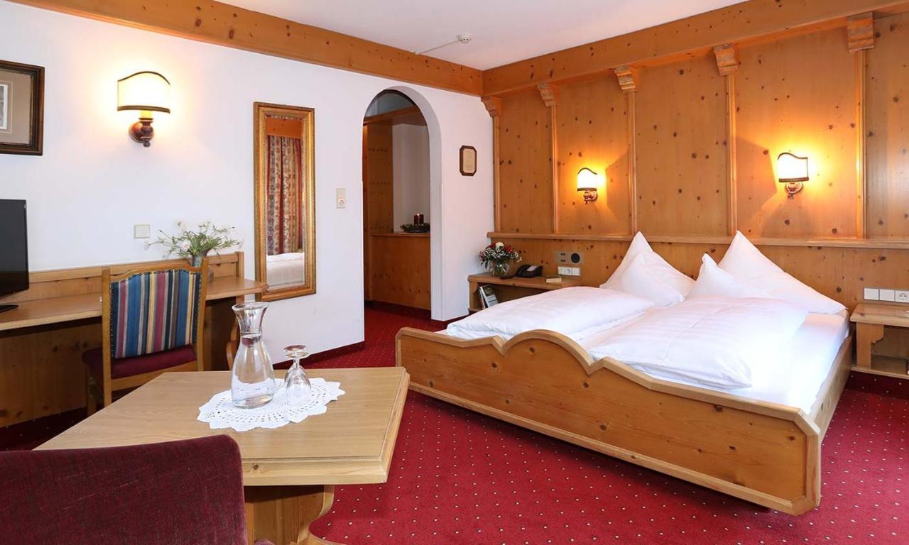 Hotel Almhof Neustift im Stubaital Bagian luar foto