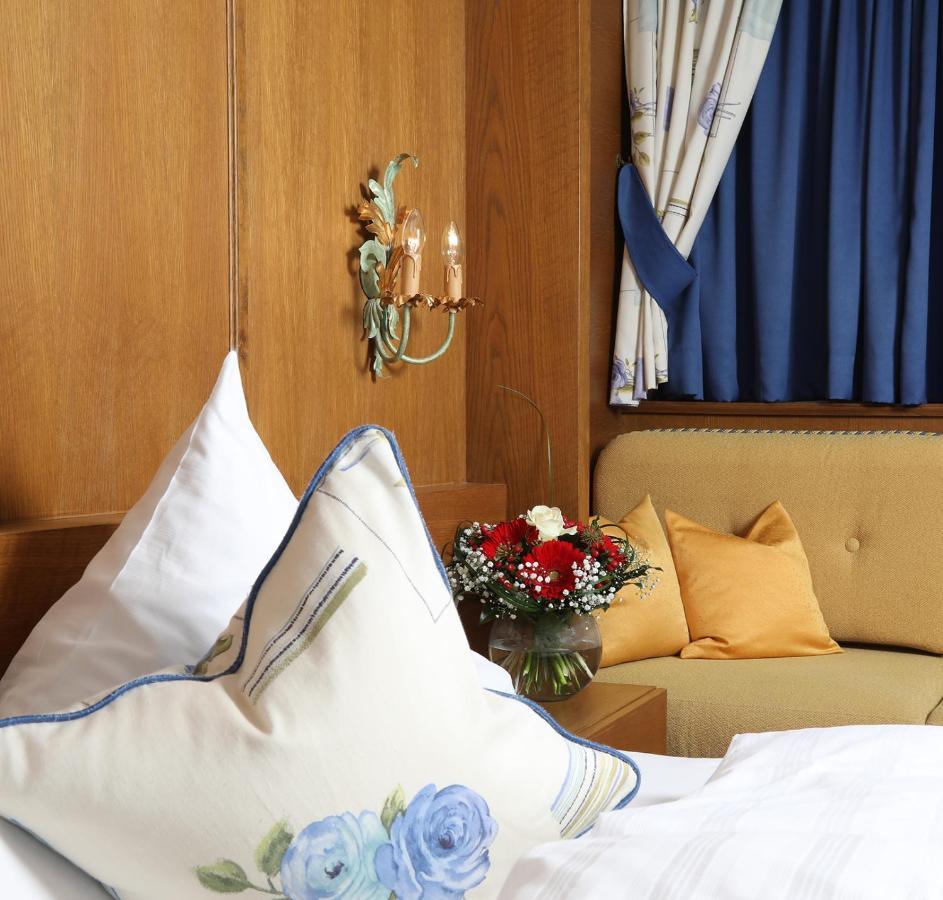 Hotel Almhof Neustift im Stubaital Bagian luar foto
