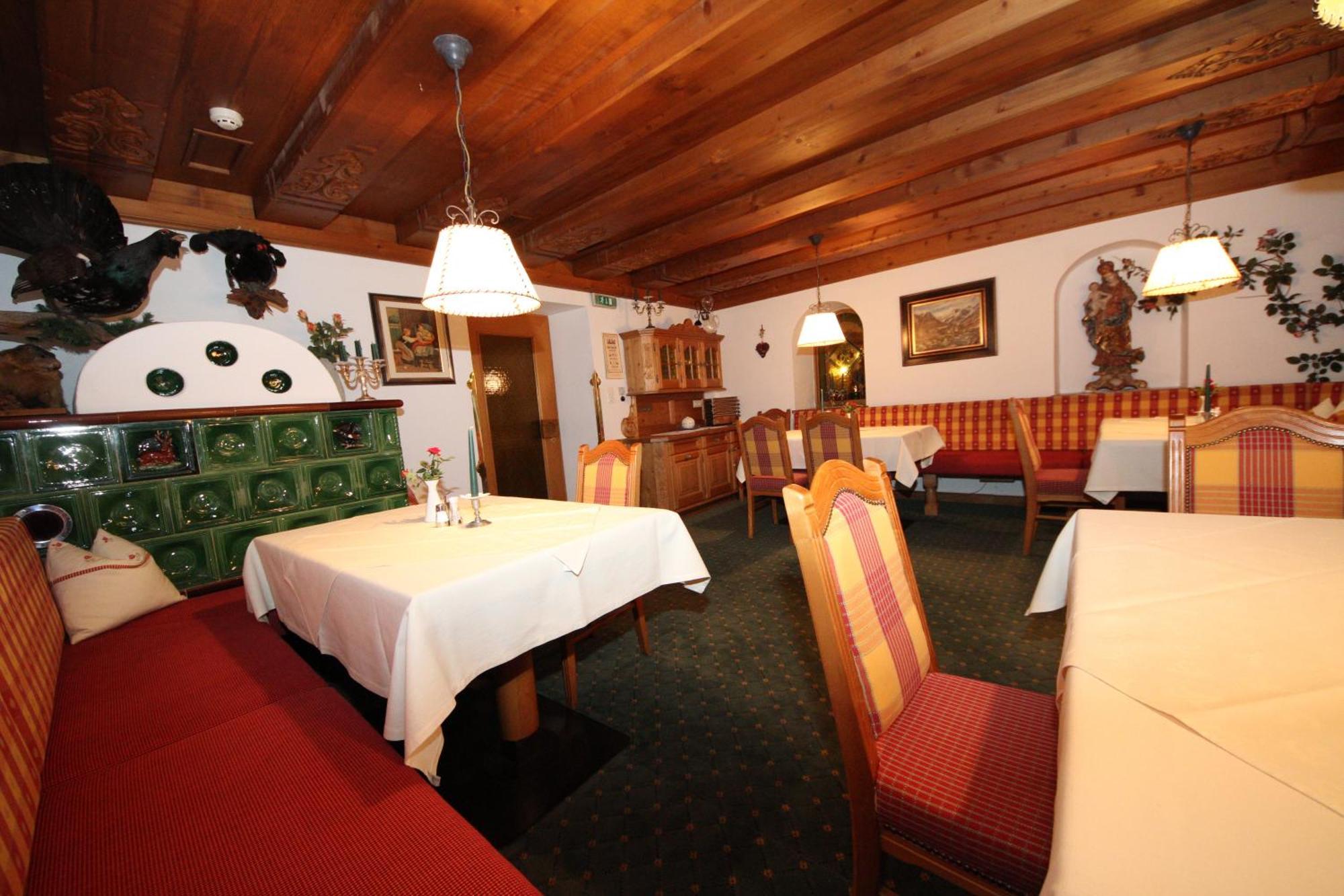 Hotel Almhof Neustift im Stubaital Bagian luar foto
