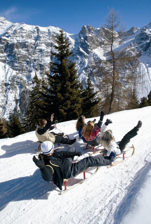 Hotel Almhof Neustift im Stubaital Bagian luar foto